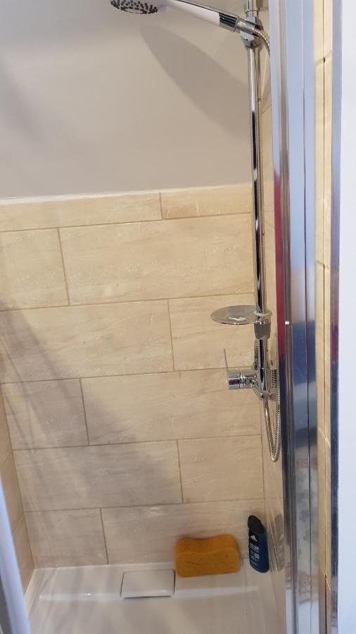 Turystyczny Apartament Na Poddaszu Skoczów Buitenkant foto